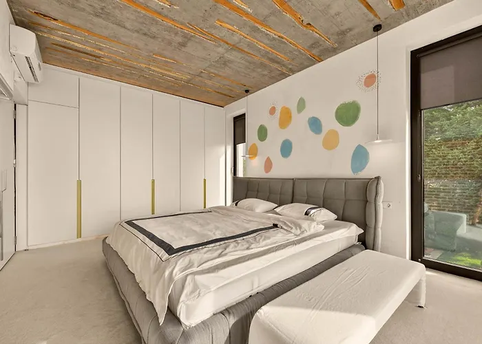 Design Lux Dreaming In Bamboo Garden ,no Shoes Allowed Inside