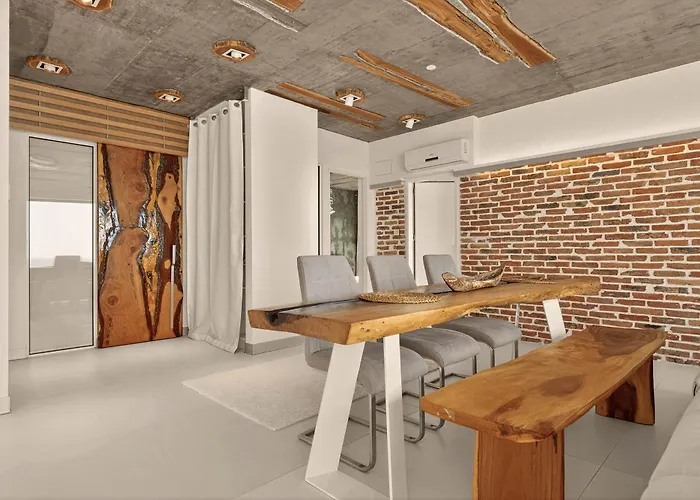 Design Lux Dreaming In Bamboo Garden ,no Shoes Allowed Inside * Varna