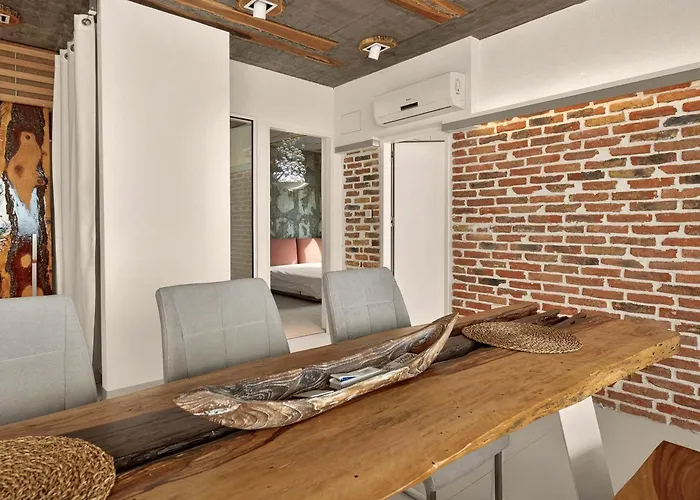 Design Lux Dreaming In Bamboo Garden ,no Shoes Allowed Inside Appartement *