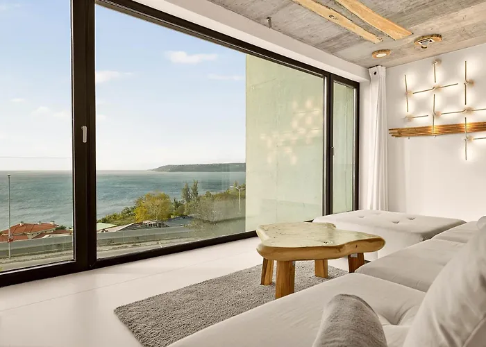 Design Lux Dreaming In Bamboo Garden ,no Shoes Allowed Inside Appartement *