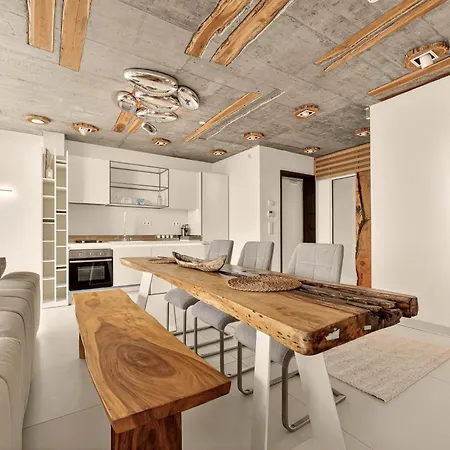 Design Lux Dreaming In Bamboo Garden ,no Shoes Allowed Inside