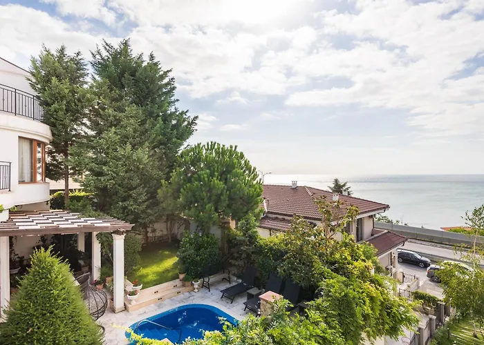 Design Lux Dreaming In Bamboo Garden ,no Shoes Allowed Inside Apartment *